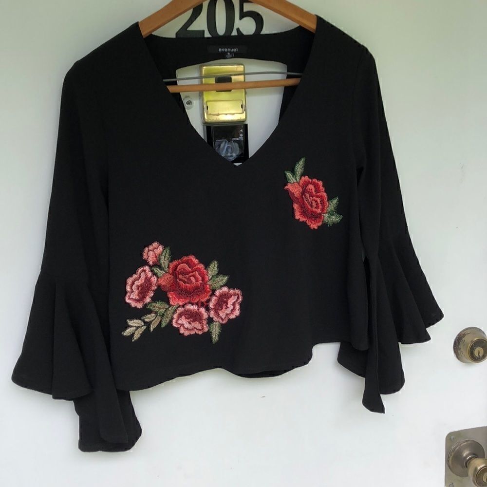 Evenuel Top  